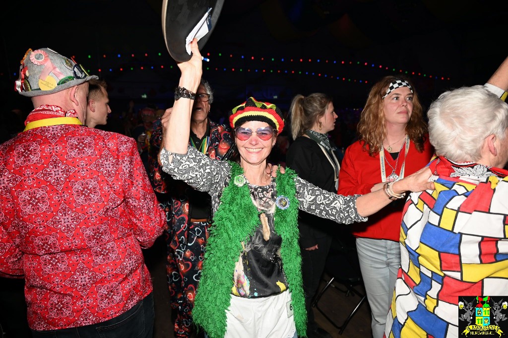 ../Images/Senioren carnaval 2024 470.jpg